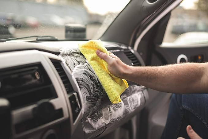 P & S PROFESSIONAL DETAIL PRODUCTS - Xpress Interior Cleaner - All-in-One Solution for Removing Traffic Marks, Dirt, Grease, Oil; Works on Leather, Vinyl, Plastic; Fresh Scent; 1 Gallon & 1 Quart