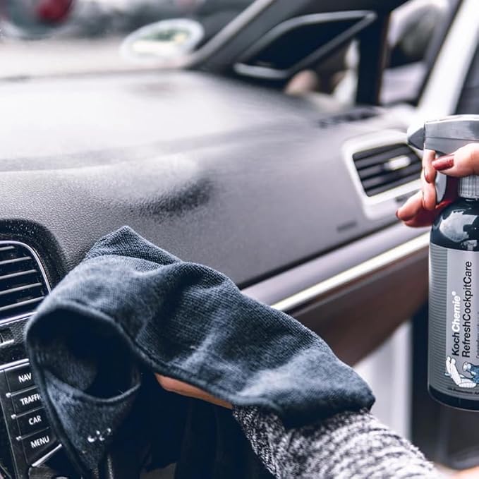 KOCHCHEMIE - Refresh Cockpit Care - Prosumer Line - UV Protection, Anti-Static Interior Cleaner - 500 ml