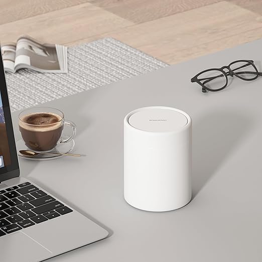 Mini Desk Trash Can with Lid for Desk,1.6L Brushed Stainless Steel Countertop Trash Can with Lid for Desktop Car Office Kitchen, Swing Top Trash Bin with a Roll of Trash Bag（White）