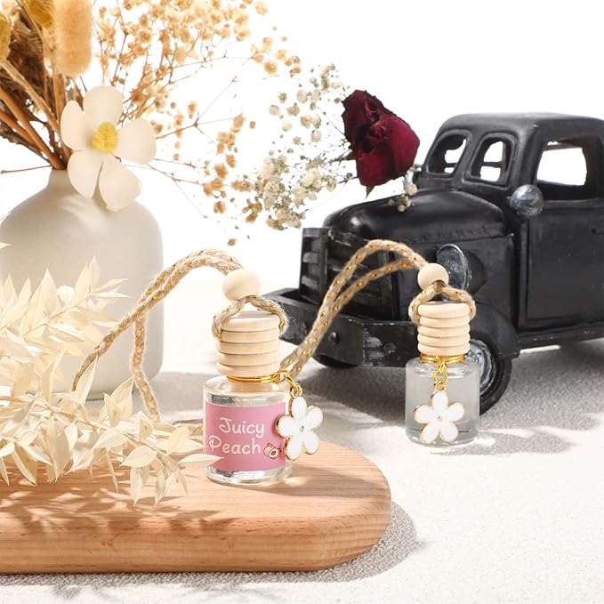 Siifert 2 Sets Hanging Car Air Freshener and Essential Oil Diffuser, Car Air Freshener Daisy Essential Oil Diffuser Long Lasting Automobile Aromatherapy(White,Juicy Peach)