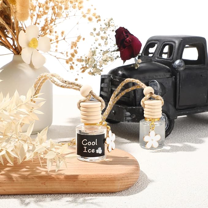Siifert 2 Sets Hanging Car Air Freshener and Essential Oil Diffuser, Car Air Freshener Daisy Essential Oil Diffuser Long Lasting Automobile Aromatherapy(White,Cool Ice)