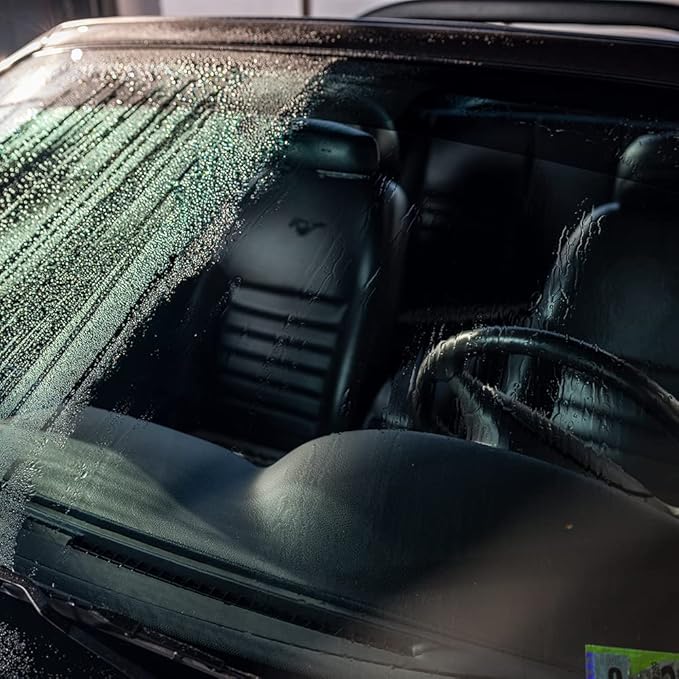 Invisible Glass 92183 Hybrid Ceramic Rain Repellent and Glass Cleaner – Cleans & Protects Car Windows and Windshields with Long-Lasting Water-Repellent Si02 Technology – 16 fl oz