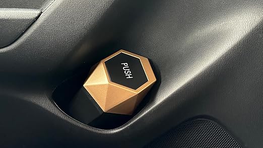 Ginsco Car Trash Can with Lid, Mini Car Garbage Can, Car Trash Bin Car Accessories for Interior, Leakproof Small Trash Cup for Car, Home, Bedroom Office (Golden)