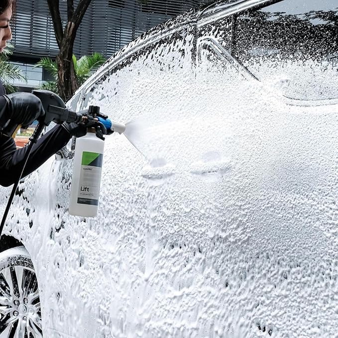 CARPRO Lift - Pre-Wash Snow Foam Car Wash Soap, Dissolves and Lifts Away a Large Amount of Dirt & Grime, Completely Touchless - Use in Bucket or Foam Cannon, Concentrated - Liter (34oz)